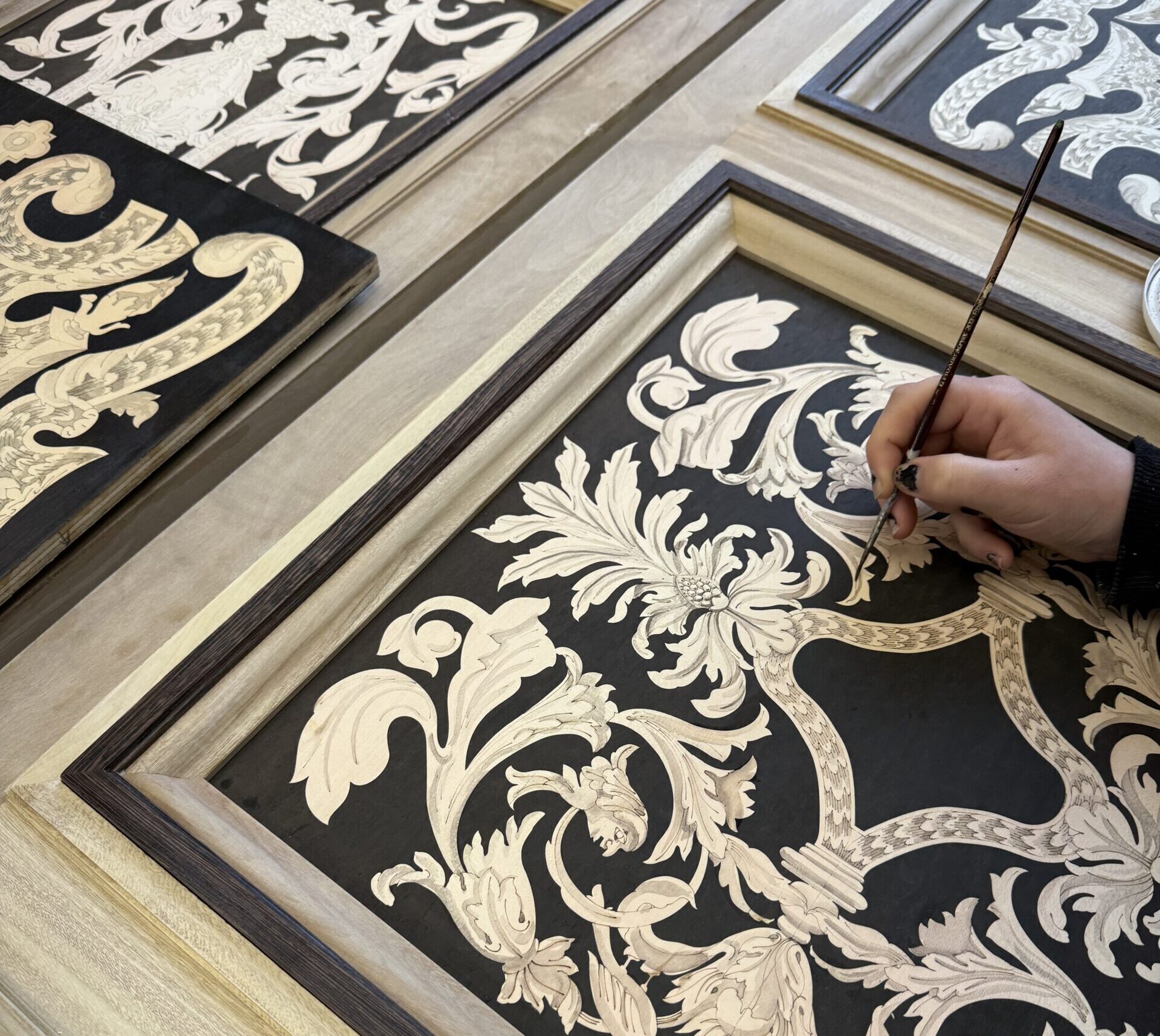 hand painting marquetry